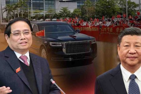 Tại sao xe chở Tập Cận Bình đến Hà Nội không gắn cờ Việt Nam?