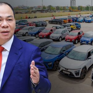 “Vượng ơi, chờ anh với!” – Chủ tịch Samsung thốt lên trong vô vọng.