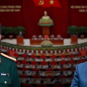 GIANG VƯỢT CHÍNH: TRẬN QUYỀN LỰC PHÚT BÙ GIỜ