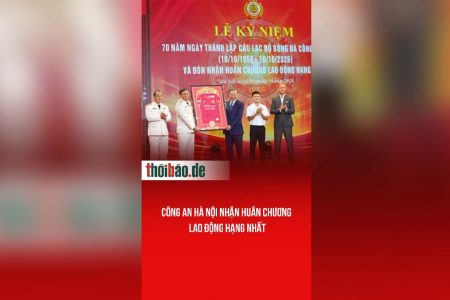 Công an Hà Nội nhận Huân chương Lao động hạng Nhất
